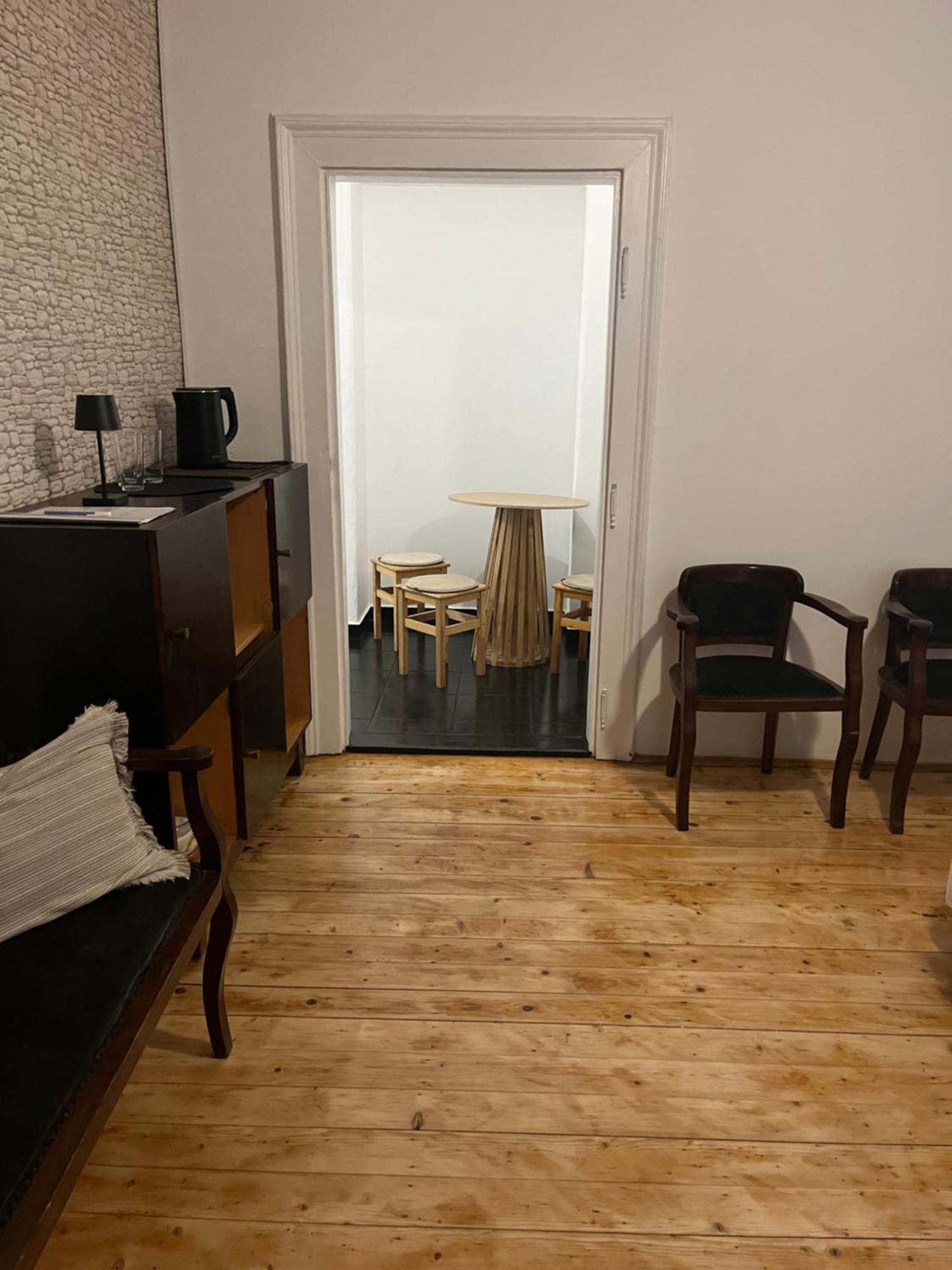 Utcara Nyilo Apartman Vac Bagian luar foto