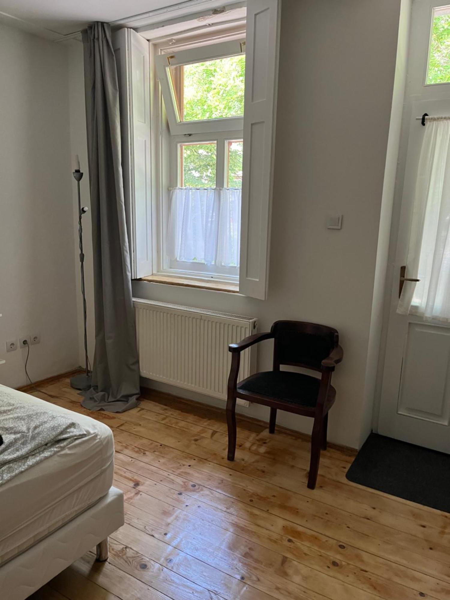Utcara Nyilo Apartman Vac Bagian luar foto